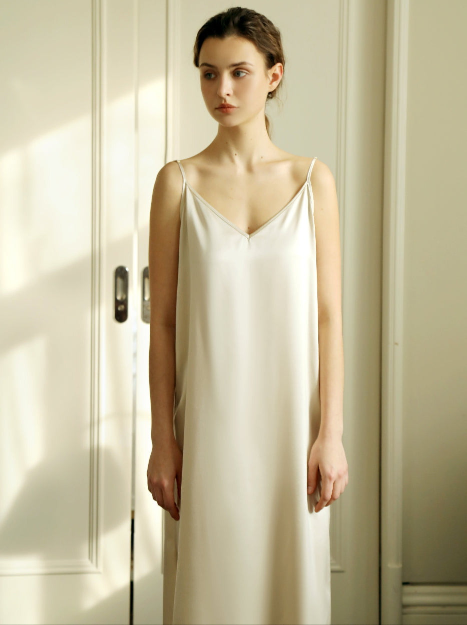 Mei - 22 mm Long Silk Slip Dress