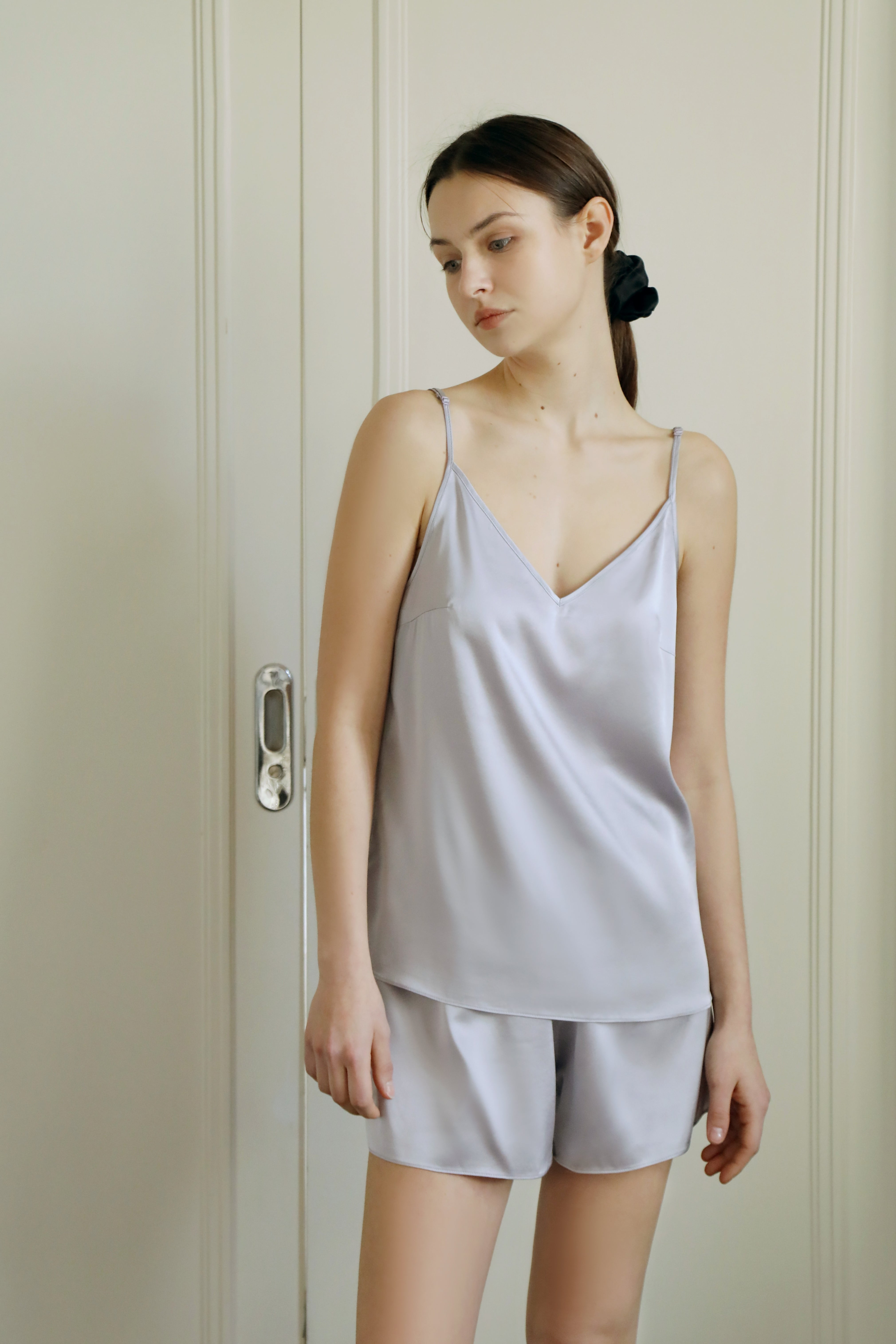Fading Moon - Silk camisole and matching shorts