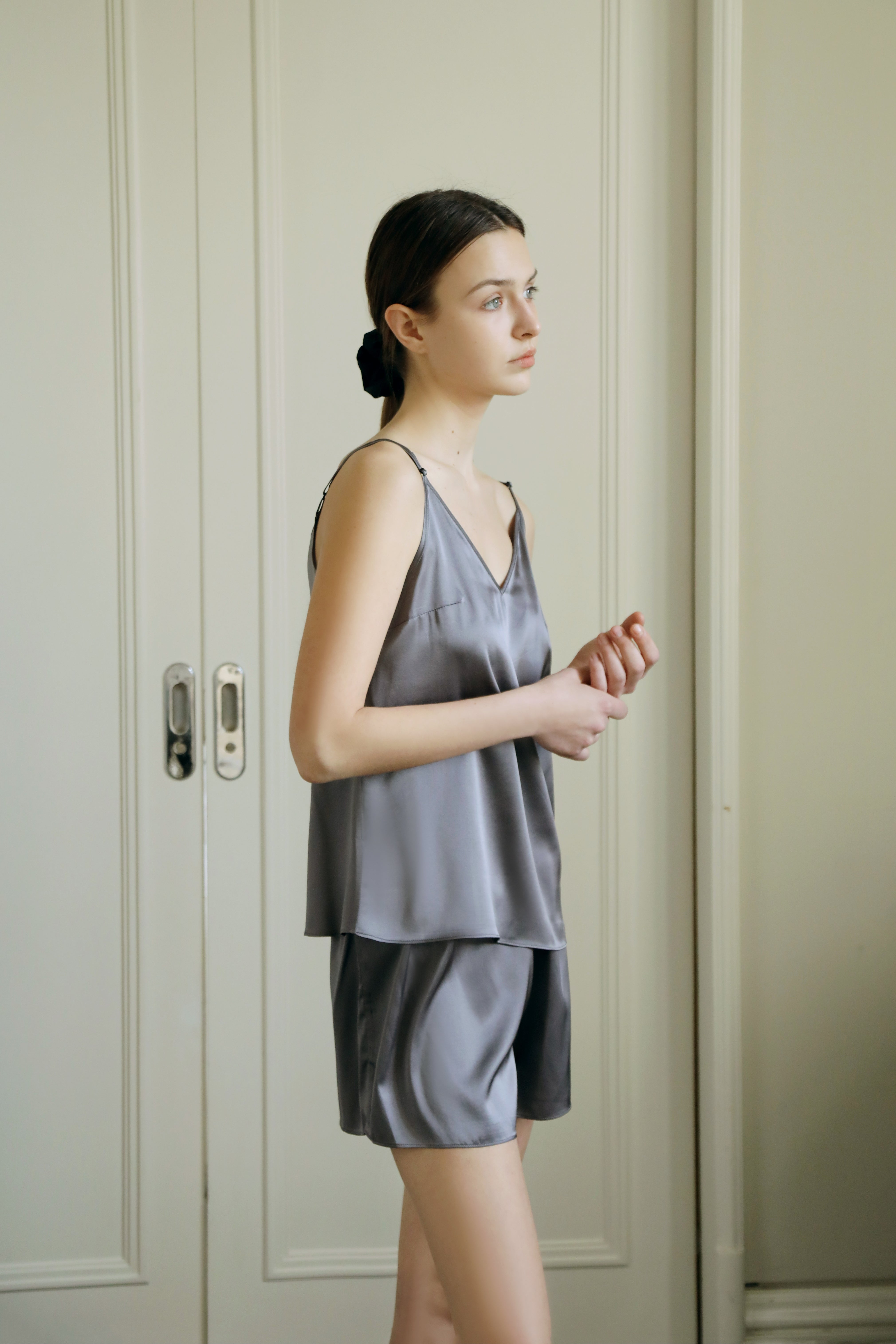Fading Moon - Silk camisole and matching shorts