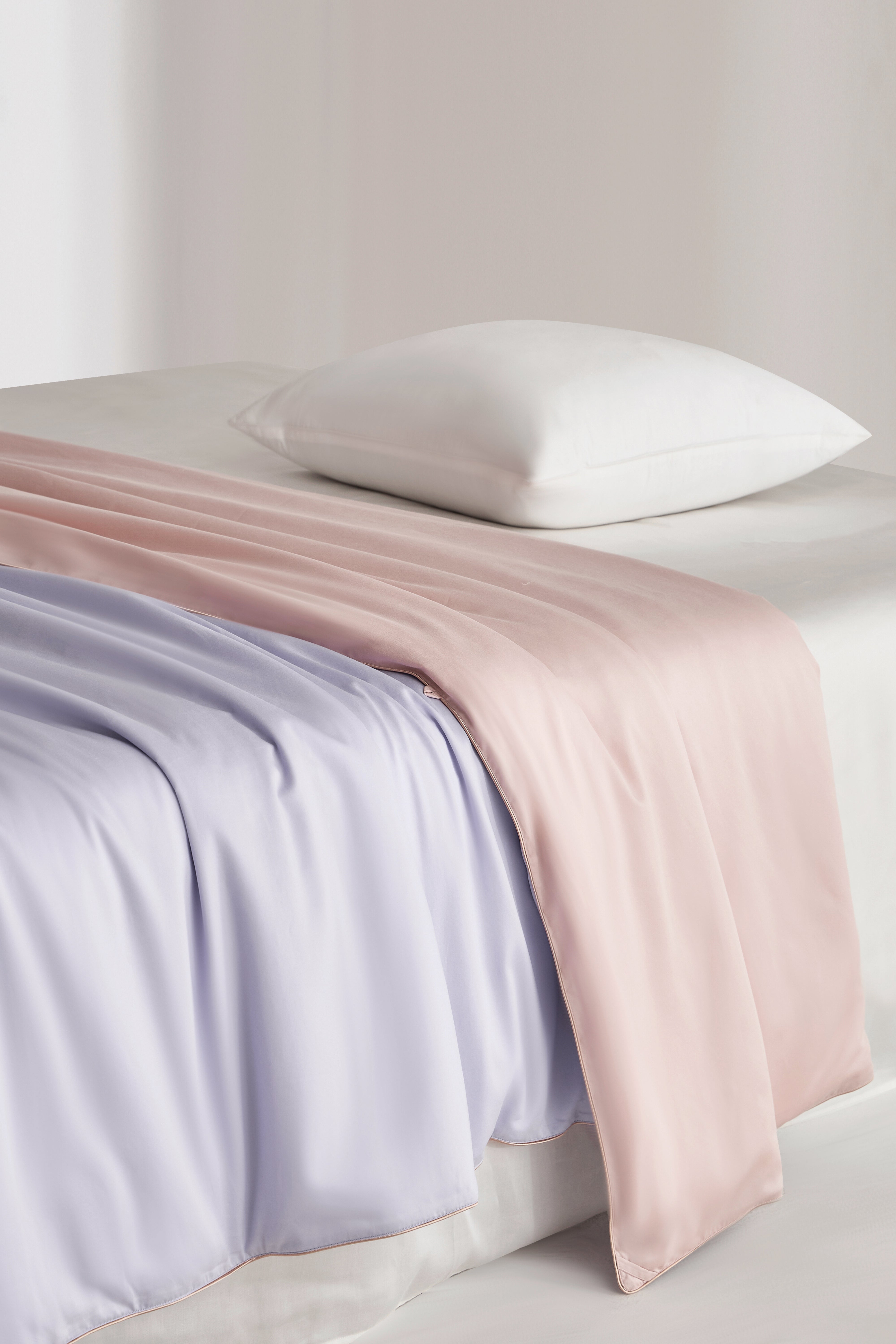 Limited Mulberry Silk Duvet + Cover Bundle (All-season Only)