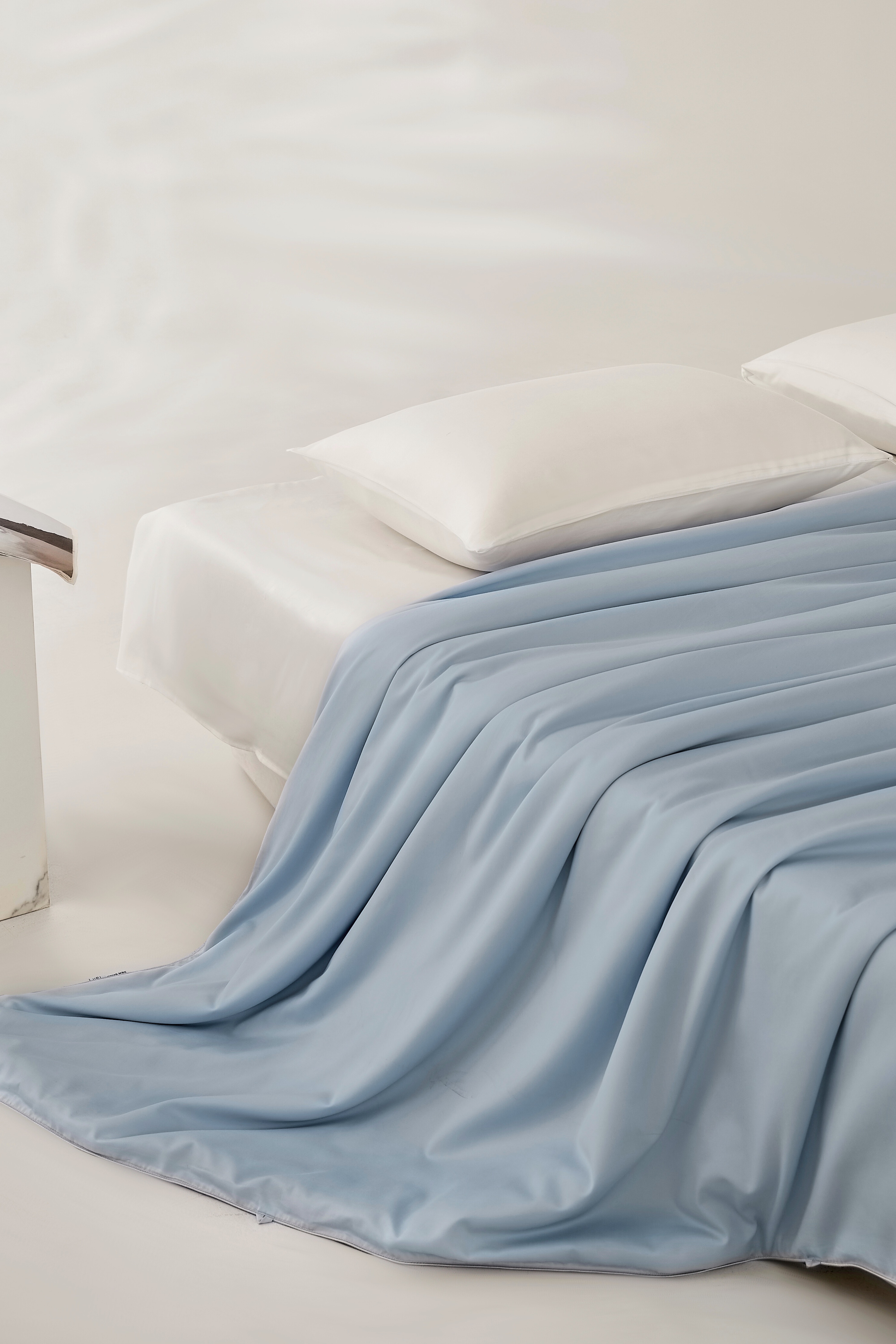 Limited Mulberry Silk Duvet + Cover Bundle (All-season Only)