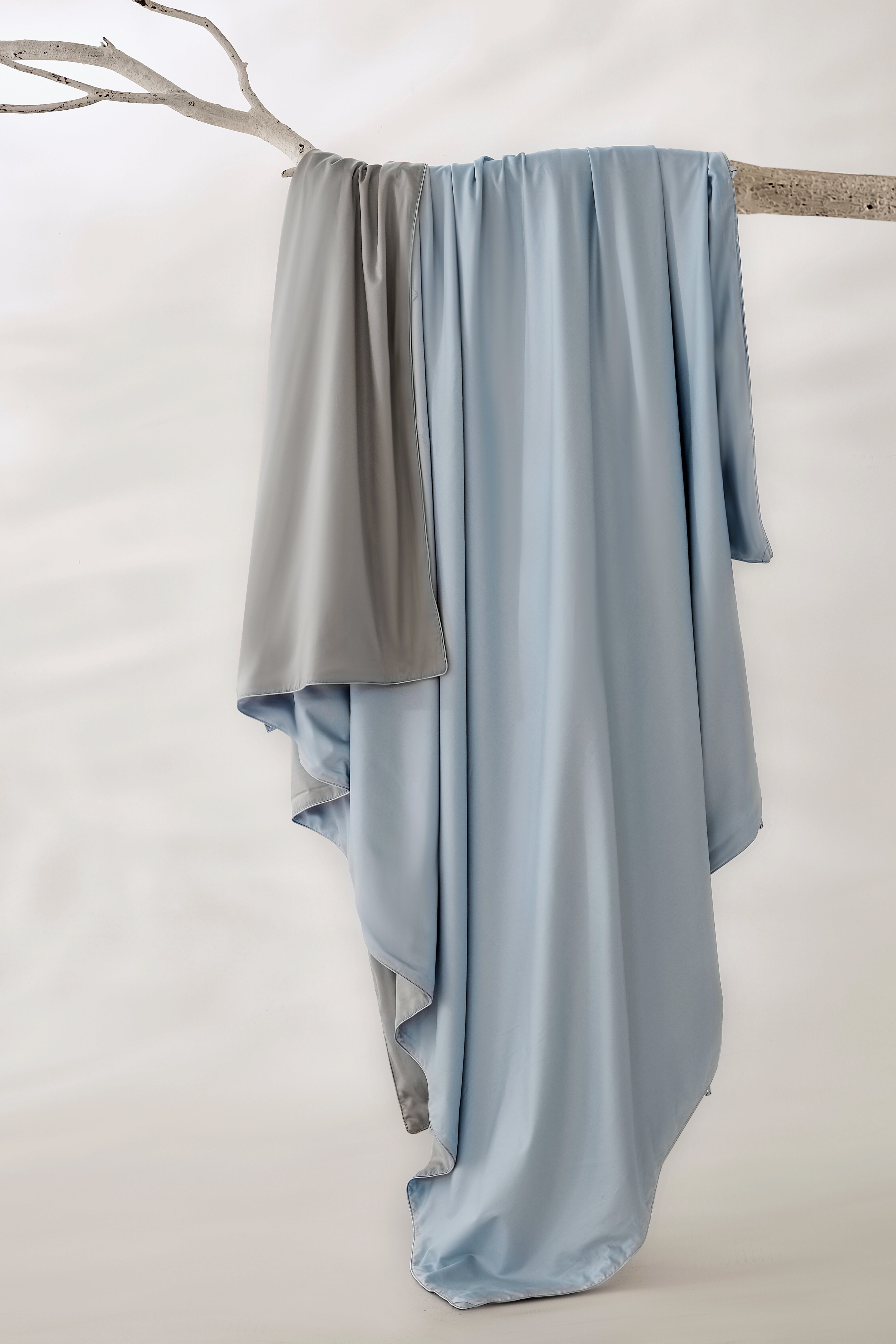 Limited Mulberry Silk Duvet + Cover Bundle (All-season Only)