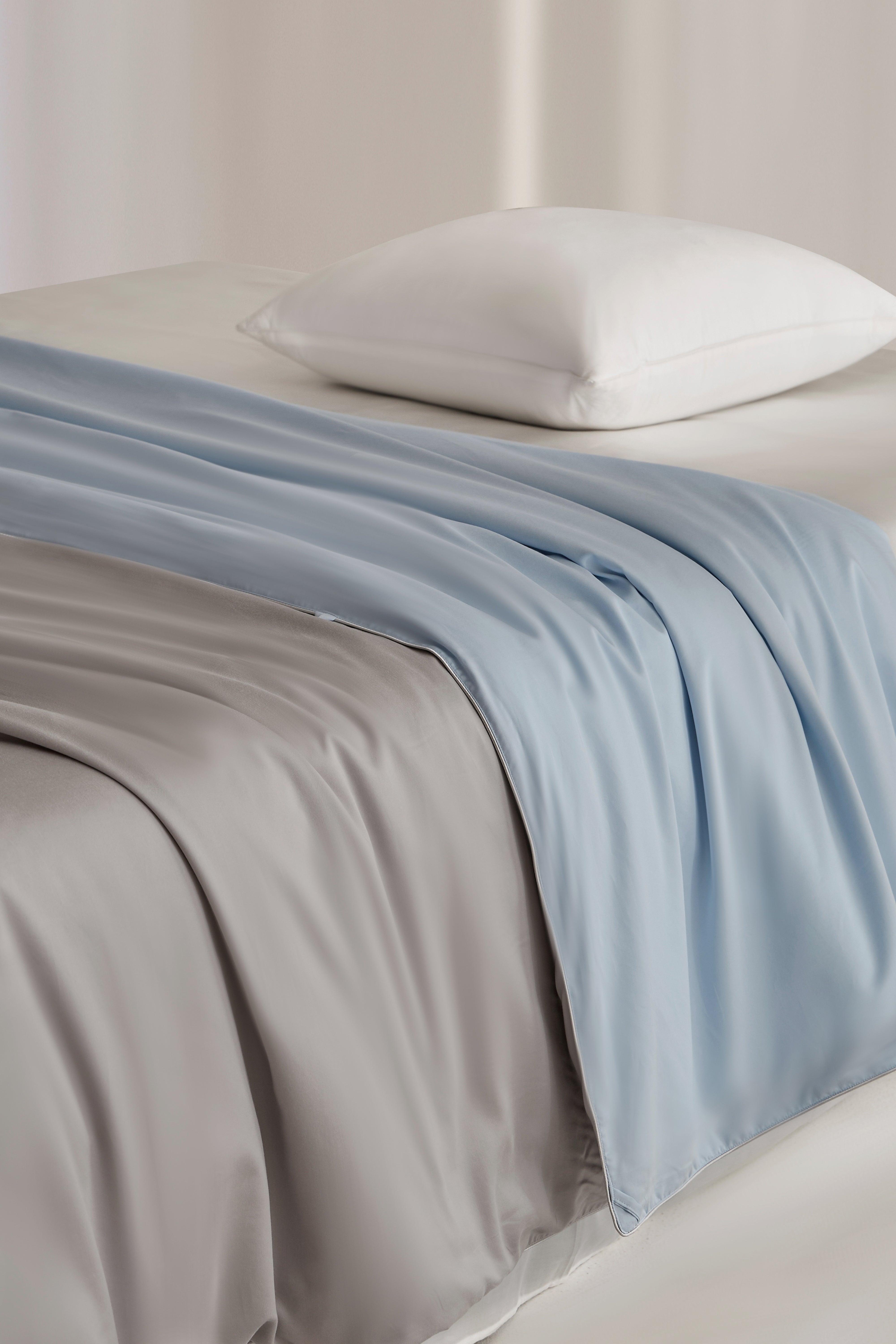 Limited Mulberry Silk Duvet + Cover Bundle (All-season Only)