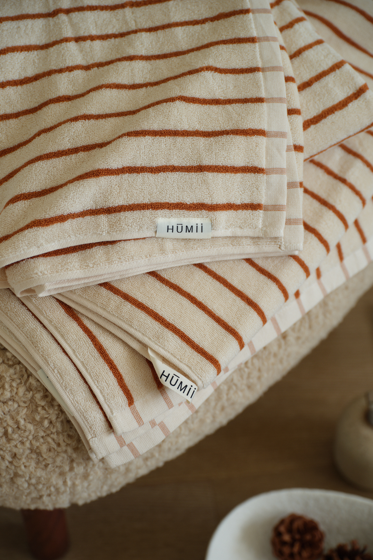HŪmii Striped Bath Towel