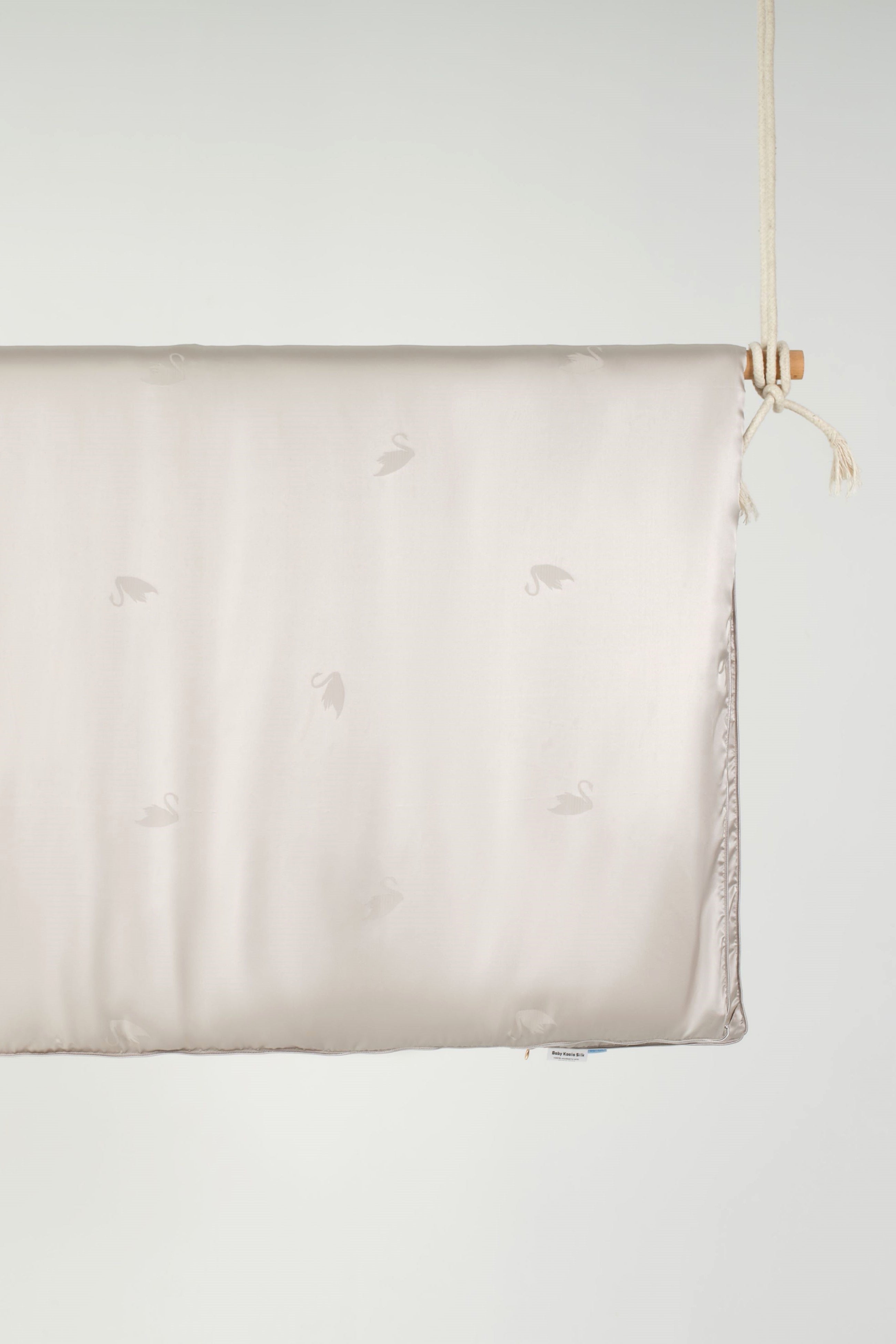 Baby Swan Mulberry Silk Comforter & Duvet Bundle