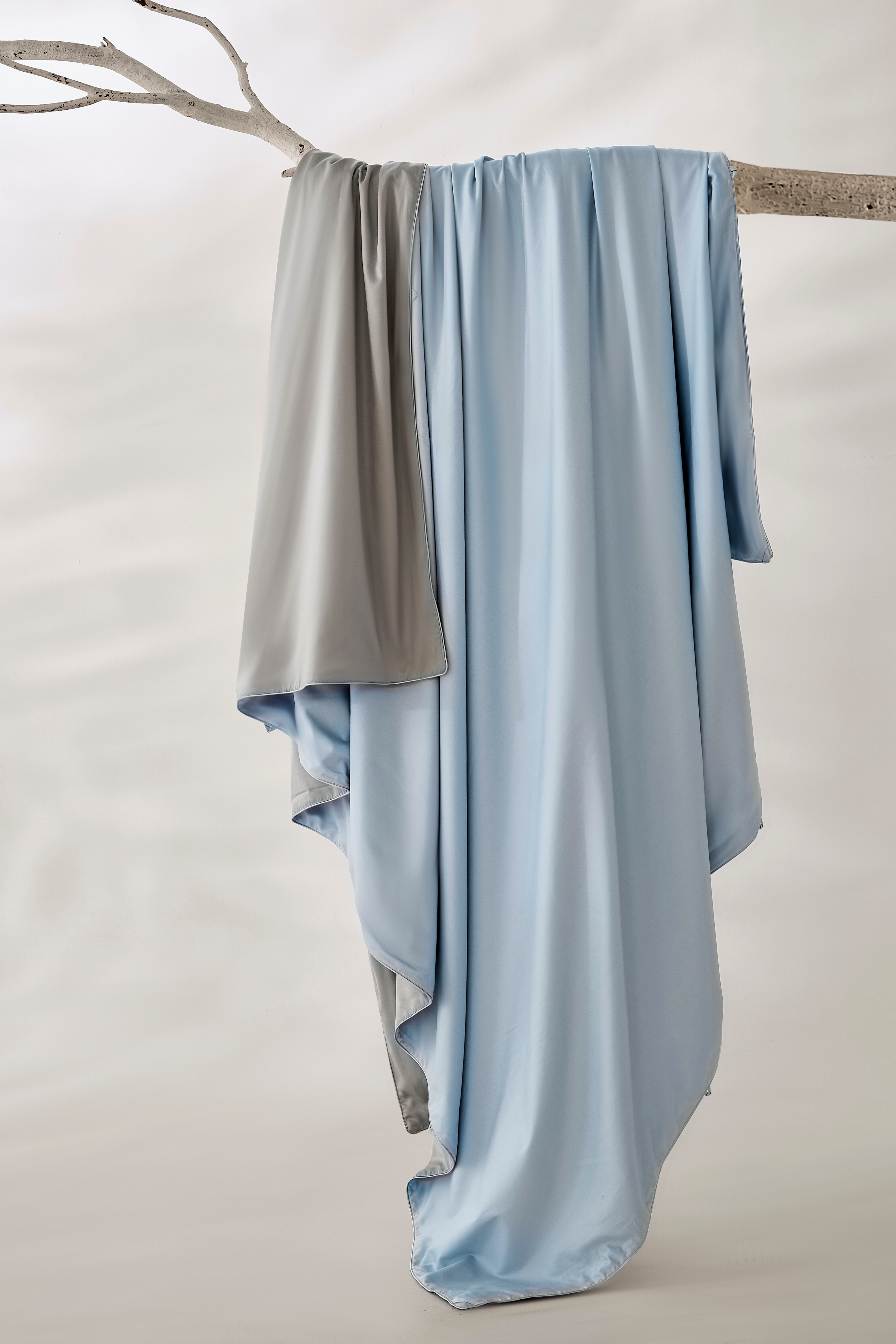 Mulberry Silk filling comforter + Tencel-cotton external shell