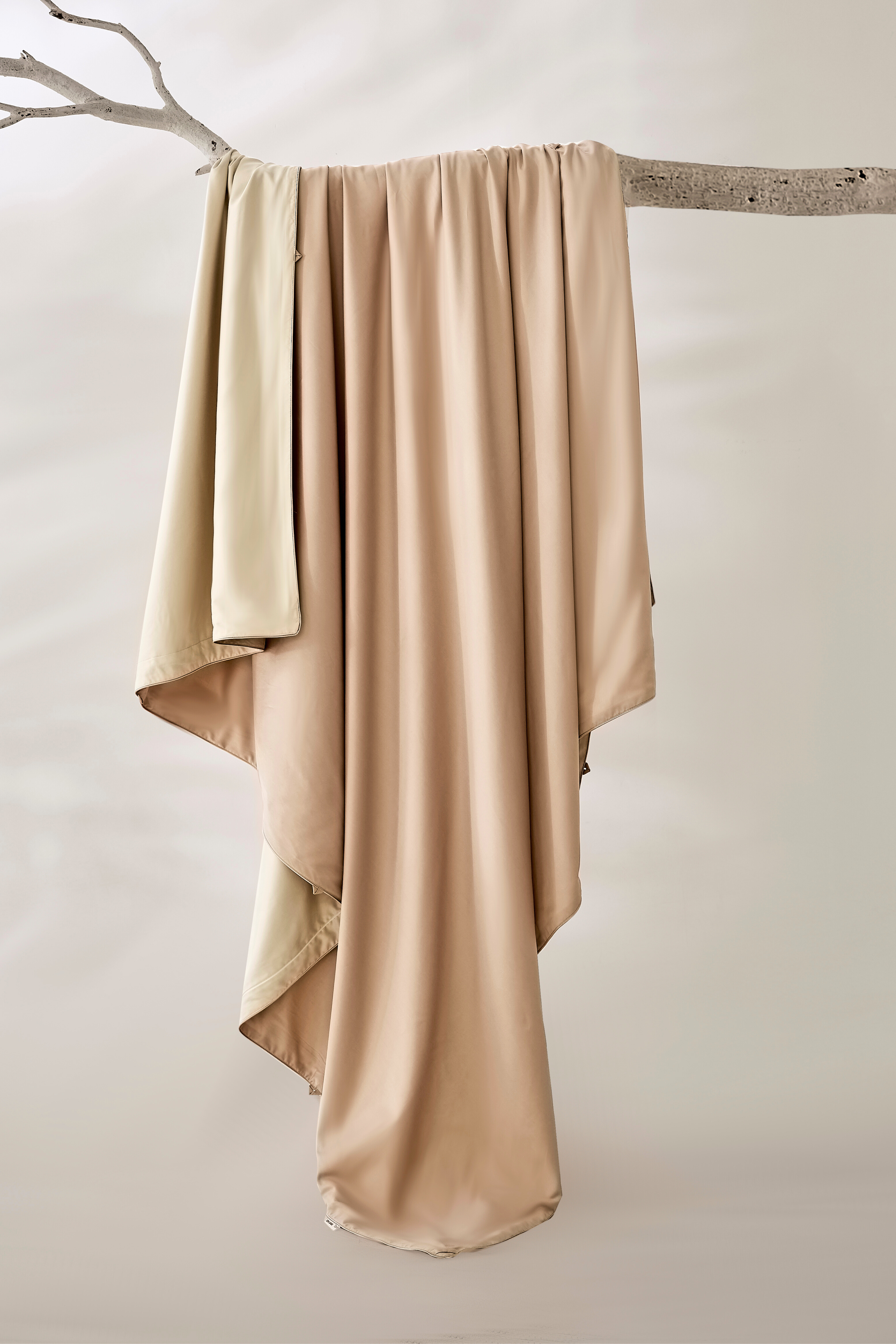 Mulberry Silk filling comforter + Tencel-cotton external shell
