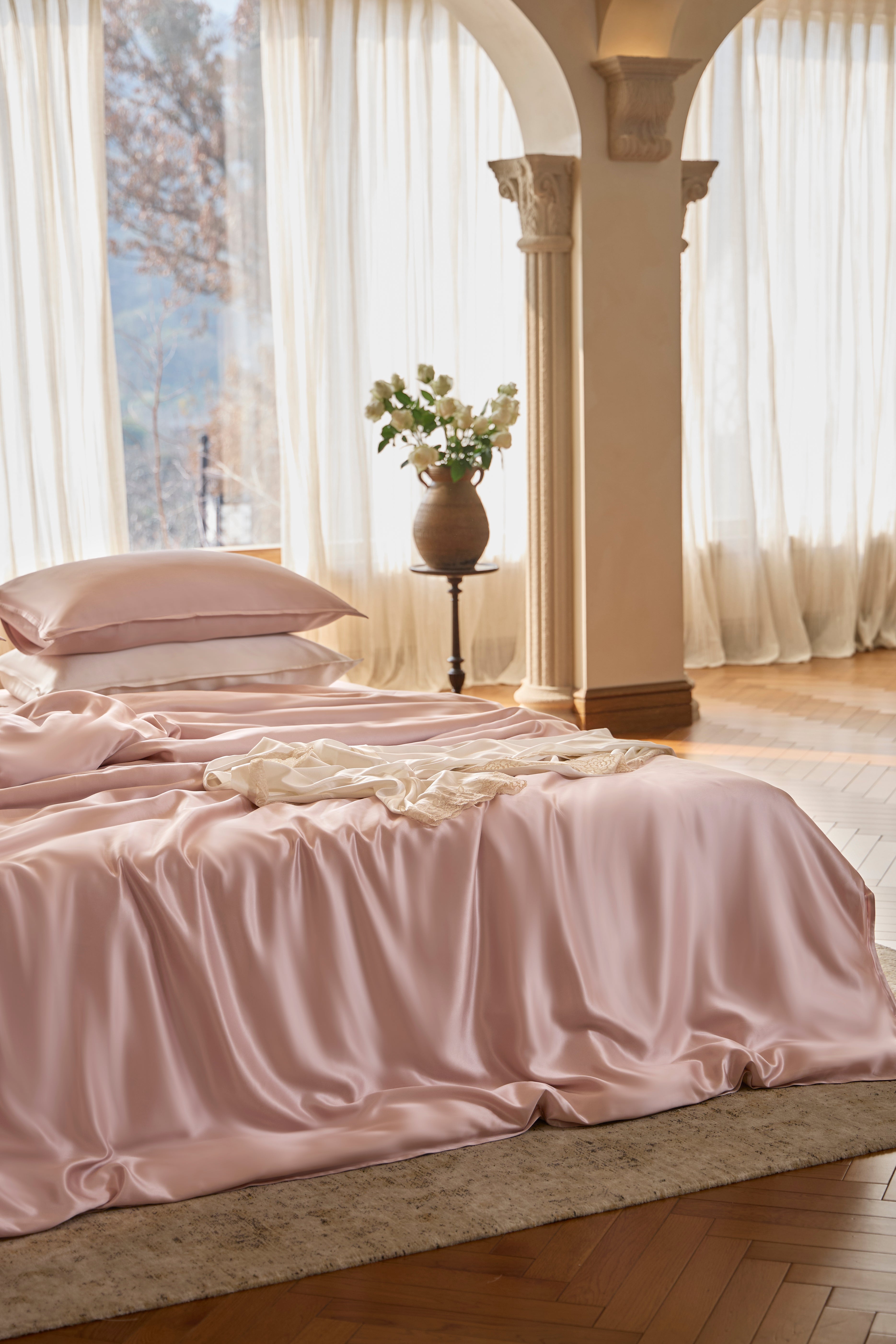 100% 25MM Mulberry Silk Bedding Set (4 Pcs)