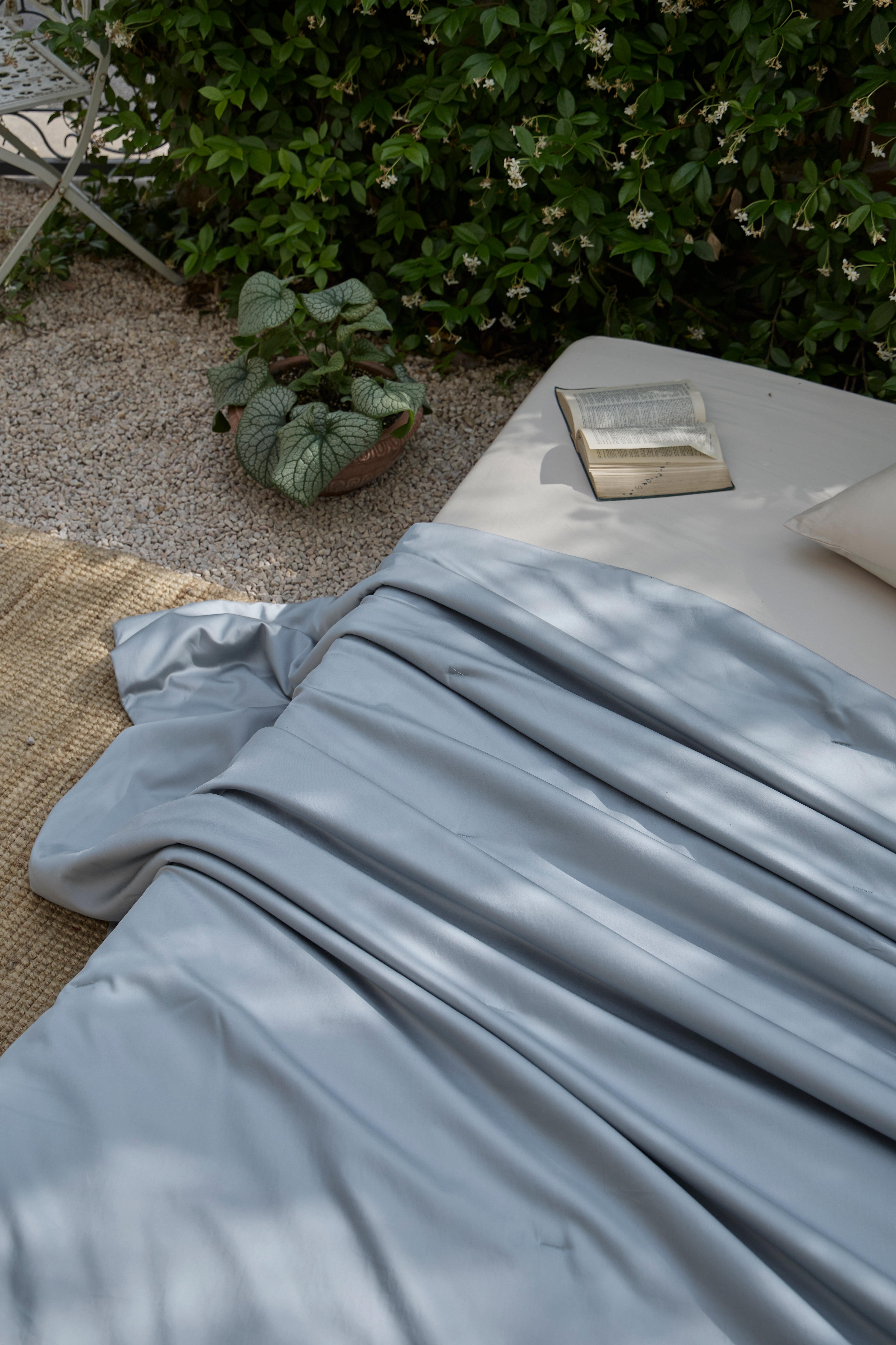 Washable Tencel Silk Cooling Blanket