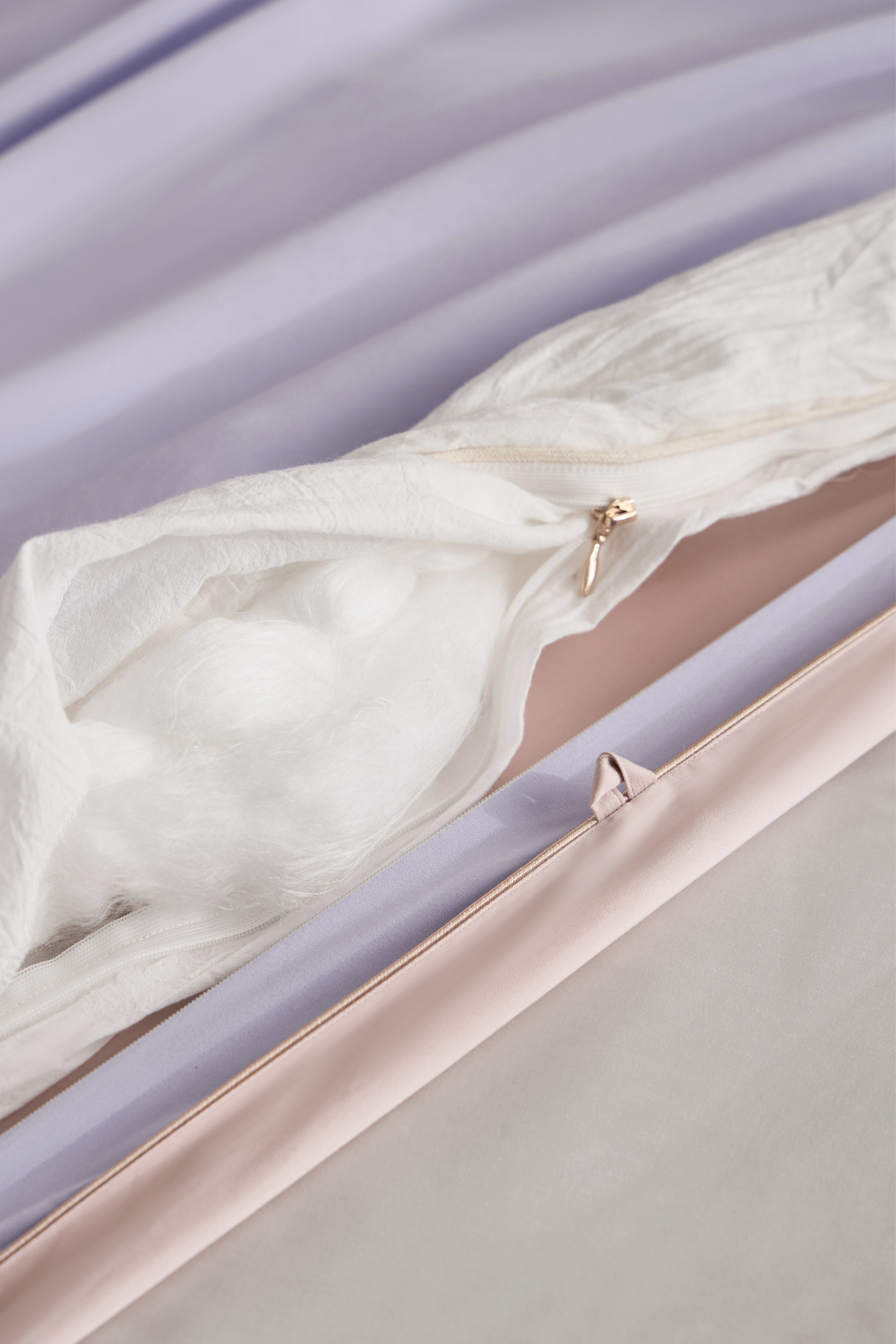 Limited Mulberry Silk Duvet + Cover Bundle (All-season Only)