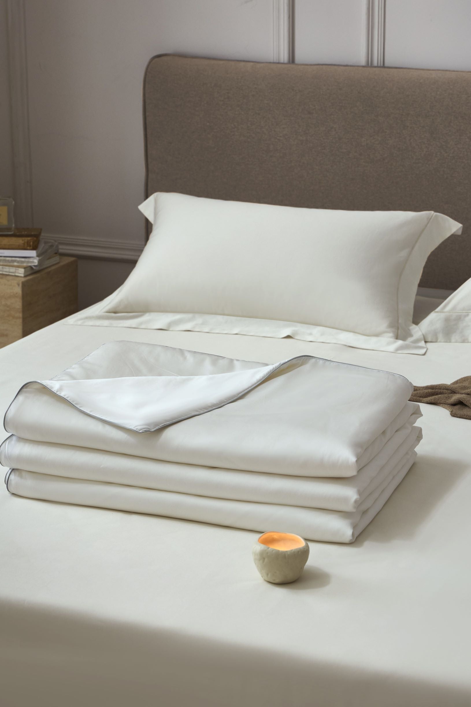 Mulberry Silk filling comforter + Tencel-cotton external shell