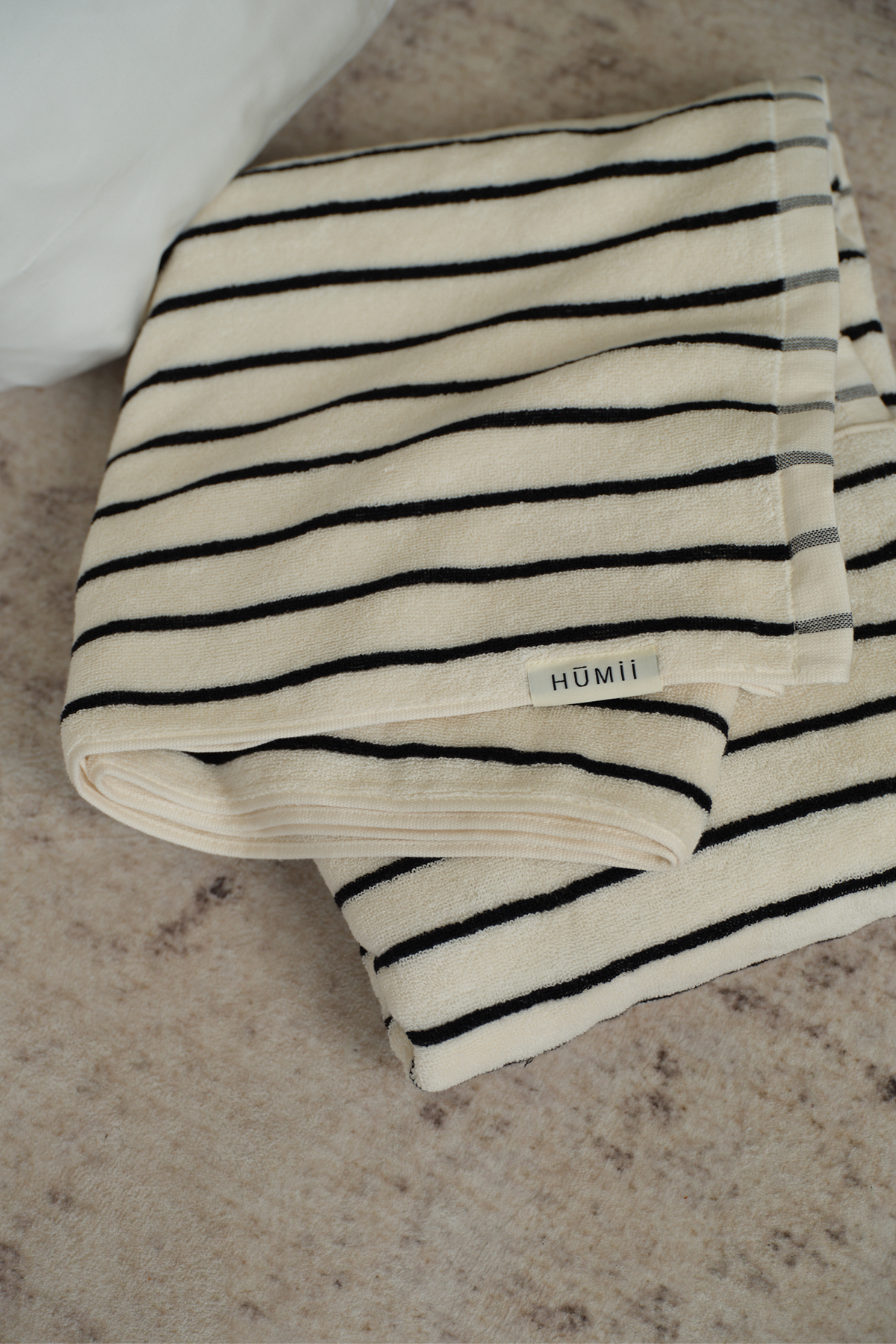 HŪmii Striped Bath Towel