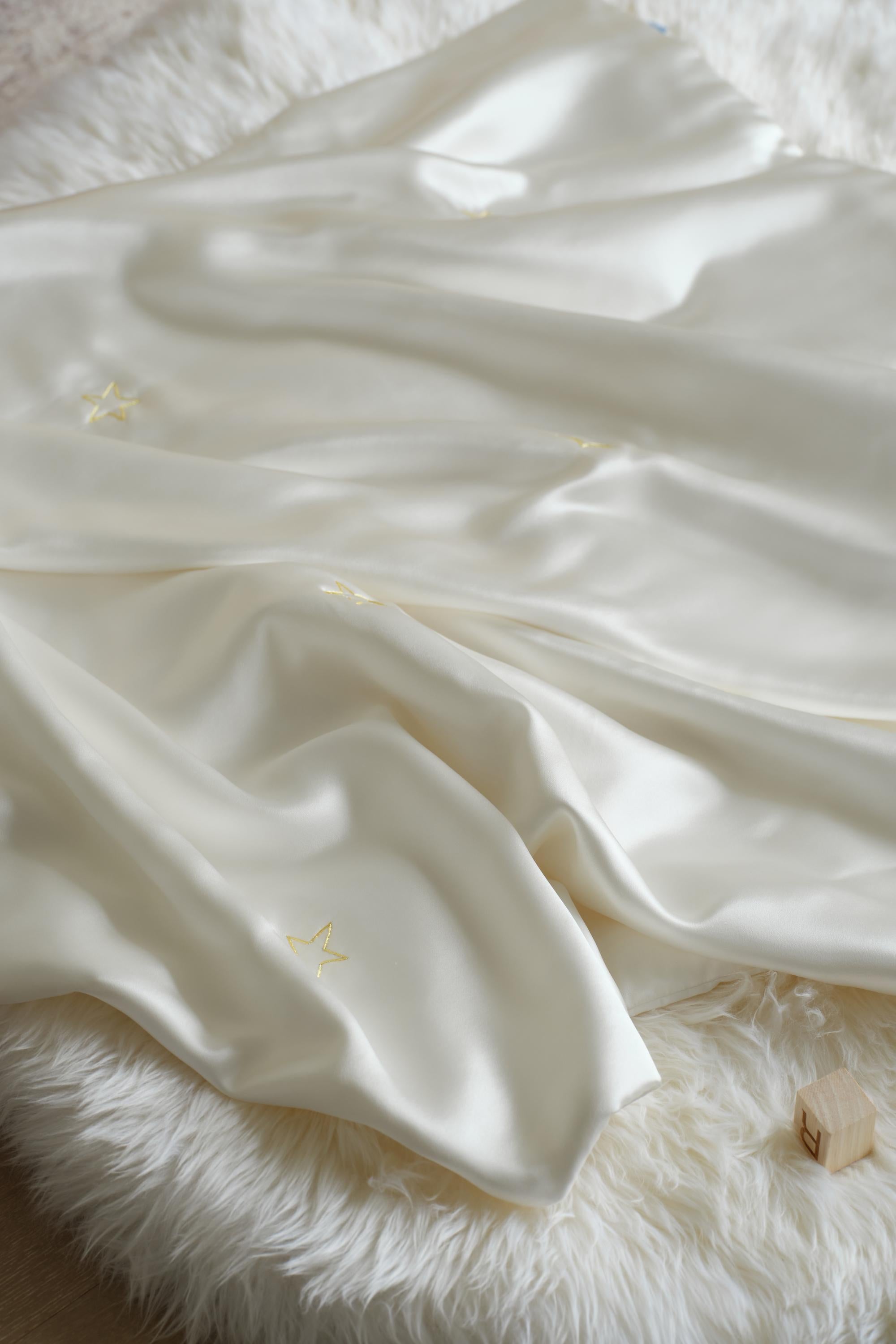 苏州手工刺绣丝绸婴儿毯