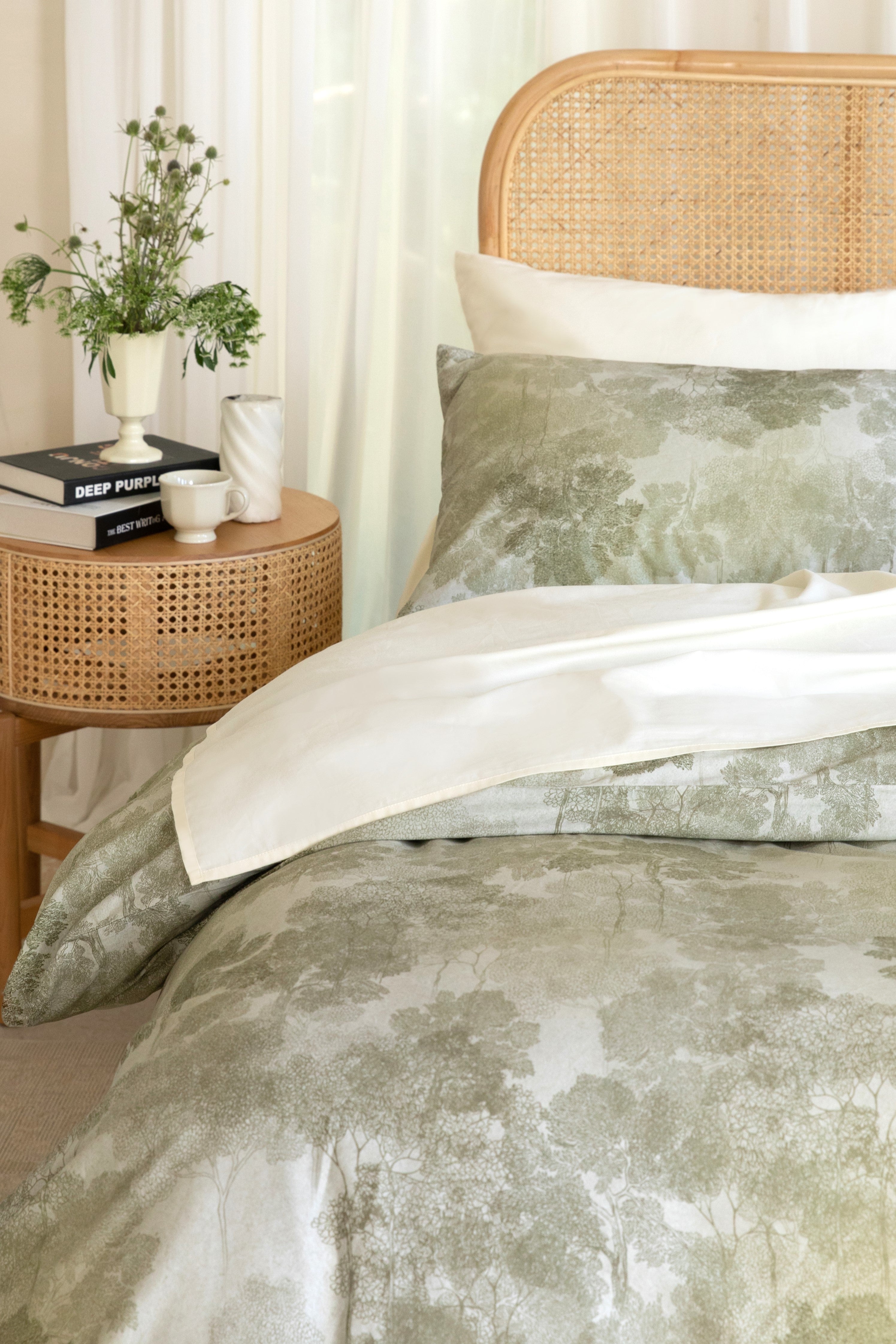 Classic Cotton Bedding Sets - Olive Tree Duvet Cover + Creamy White Sheet Set - 7 piece set